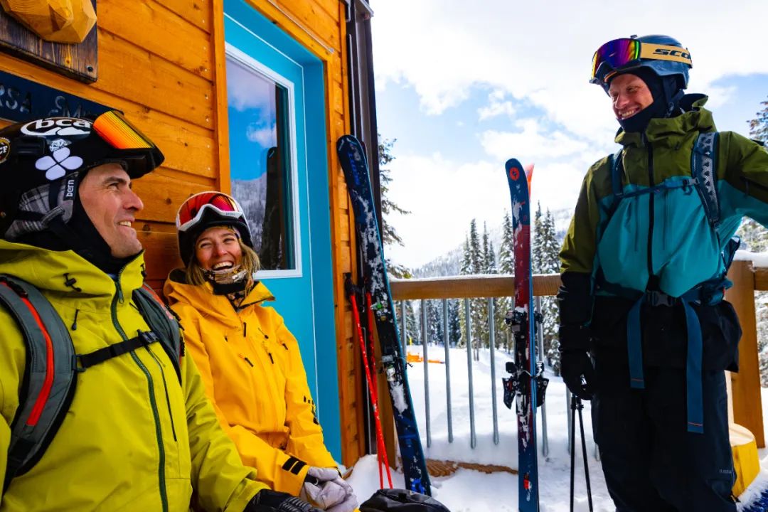 全场9折!ikon pass全年最低价!来就送:滑雪镜、运动背包、运动裤…… 全场9折!ikon pass全年最低价!来就送:滑雪镜、运动背包、运动裤……