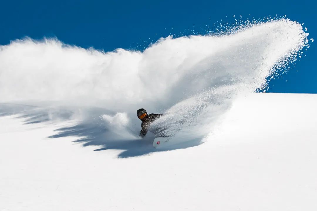 全场9折!ikon pass全年最低价!来就送:滑雪镜、运动背包、运动裤…… 全场9折!ikon pass全年最低价!来就送:滑雪镜、运动背包、运动裤……