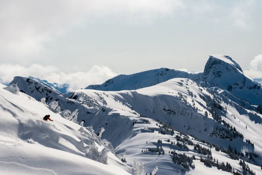 全场9折!ikon pass全年最低价!来就送:滑雪镜、运动背包、运动裤…… 全场9折!ikon pass全年最低价!来就送:滑雪镜、运动背包、运动裤……