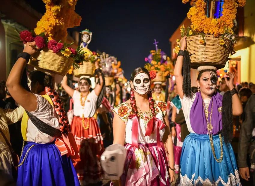 错过一次等一年!《寻梦环游记》主题之旅!今年亡灵节去墨西哥“鬼混”! 错过一次等一年!《寻梦环游记》主题之旅!今年亡灵节去墨西哥“鬼混”!