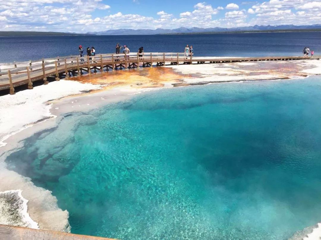 黄石旅游特惠5折起! 如果一生只去一次,一切都是最好的安排! 黄石旅游特惠5折起! 如果一生只去一次,一切都是最好的安排!