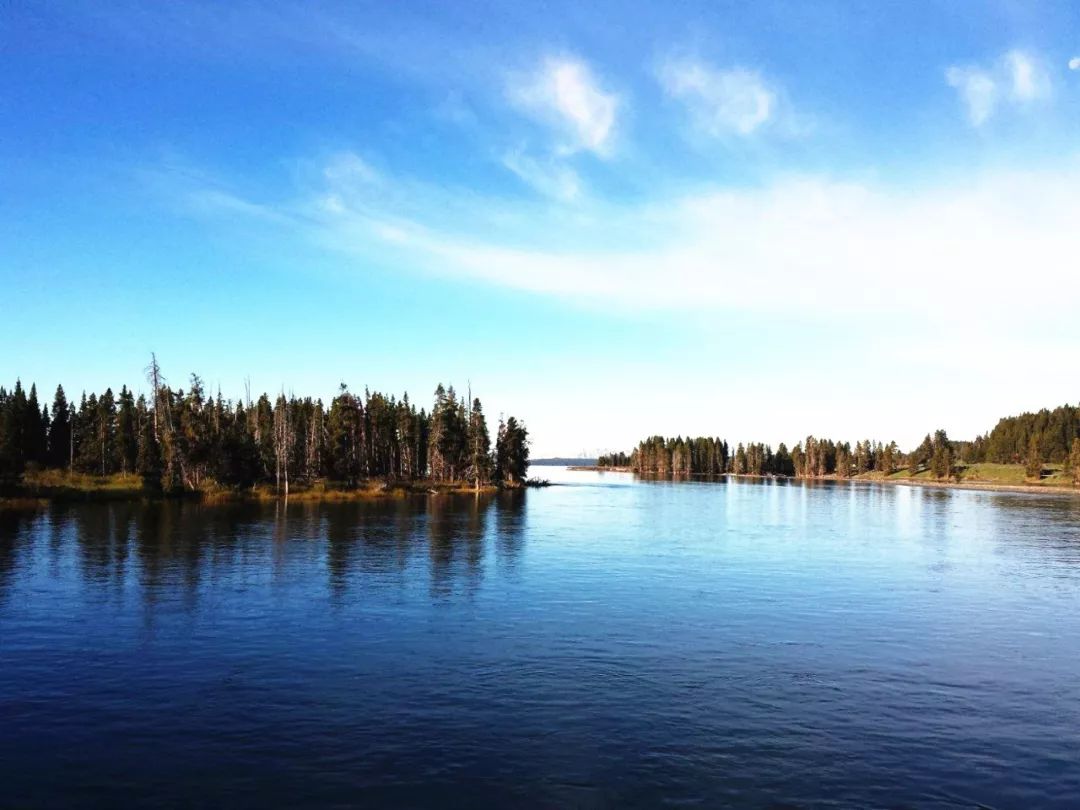 黄石旅游特惠5折起! 如果一生只去一次,一切都是最好的安排! 黄石旅游特惠5折起! 如果一生只去一次,一切都是最好的安排!