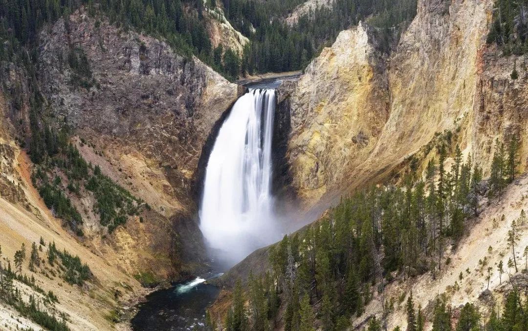 黄石旅游特惠5折起! 如果一生只去一次,一切都是最好的安排! 黄石旅游特惠5折起! 如果一生只去一次,一切都是最好的安排!