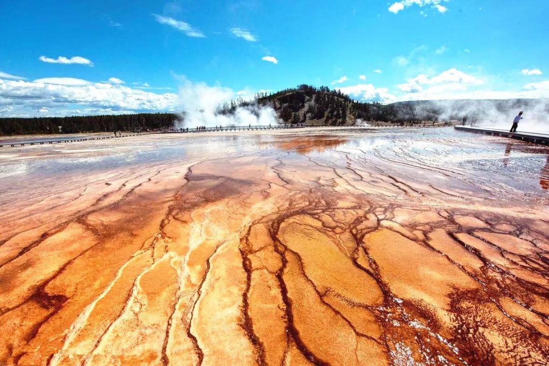 黄石旅游特惠5折起! 如果一生只去一次,一切都是最好的安排! 黄石旅游特惠5折起! 如果一生只去一次,一切都是最好的安排!