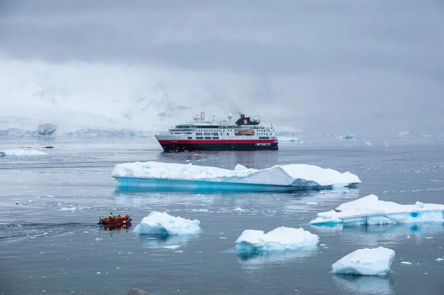 立减$1000起!在世界尽头相遇:南北极邮轮巡航 实现你的完美终极之旅! 立减$1000起!在世界尽头相遇:南北极邮轮巡航 实现你的完美终极之旅!