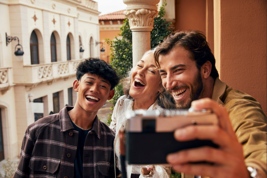 比斯特购物村:“扫货计划” 开启2025年购物狂欢模式! 比斯特购物村:“扫货计划” 开启2025年购物狂欢模式!