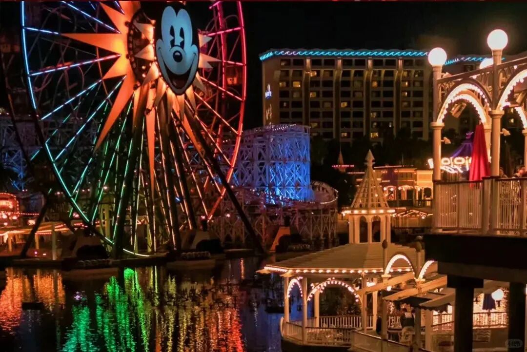 Disneyland After Dark（70周年经典之夜）